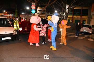 Papá Noel visita de sorpresa Lomo Magullo (Telde)/Francisco Javier Santana.